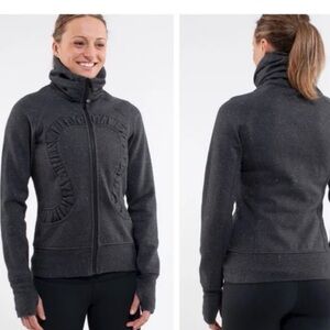 NWOT - *Rare* Sparkle Lululemon Cuddle Up Jacket in Black/Grey (Size 6)